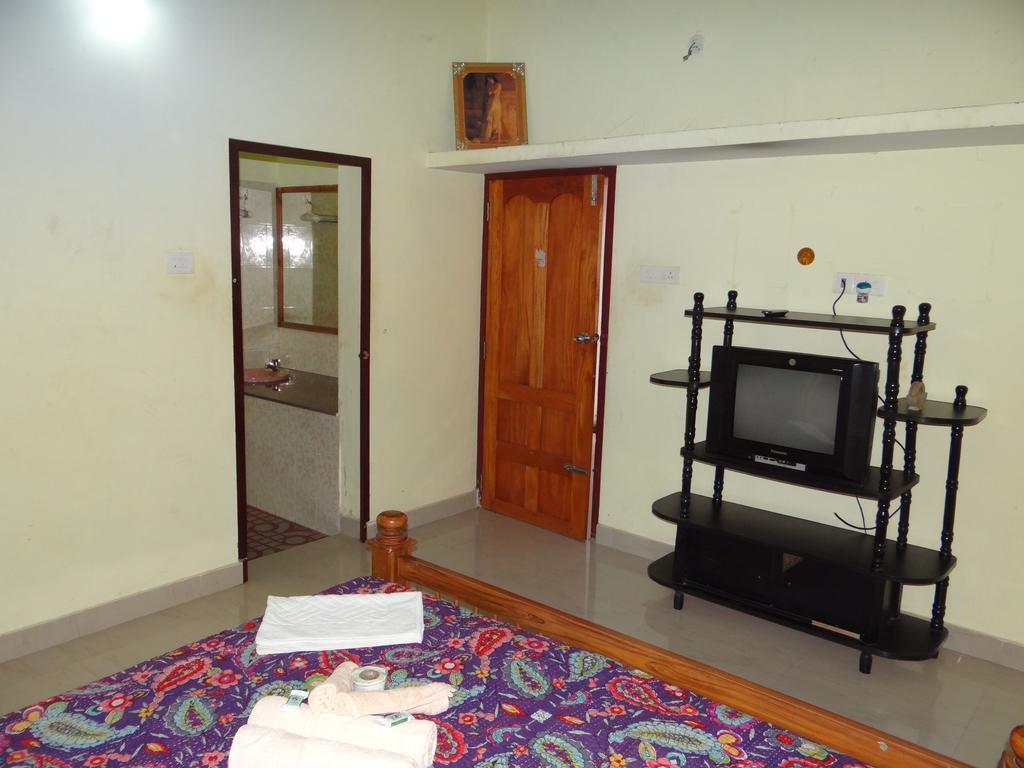 Ashiyana Cliff And Beach Resort Varkala Habitación foto